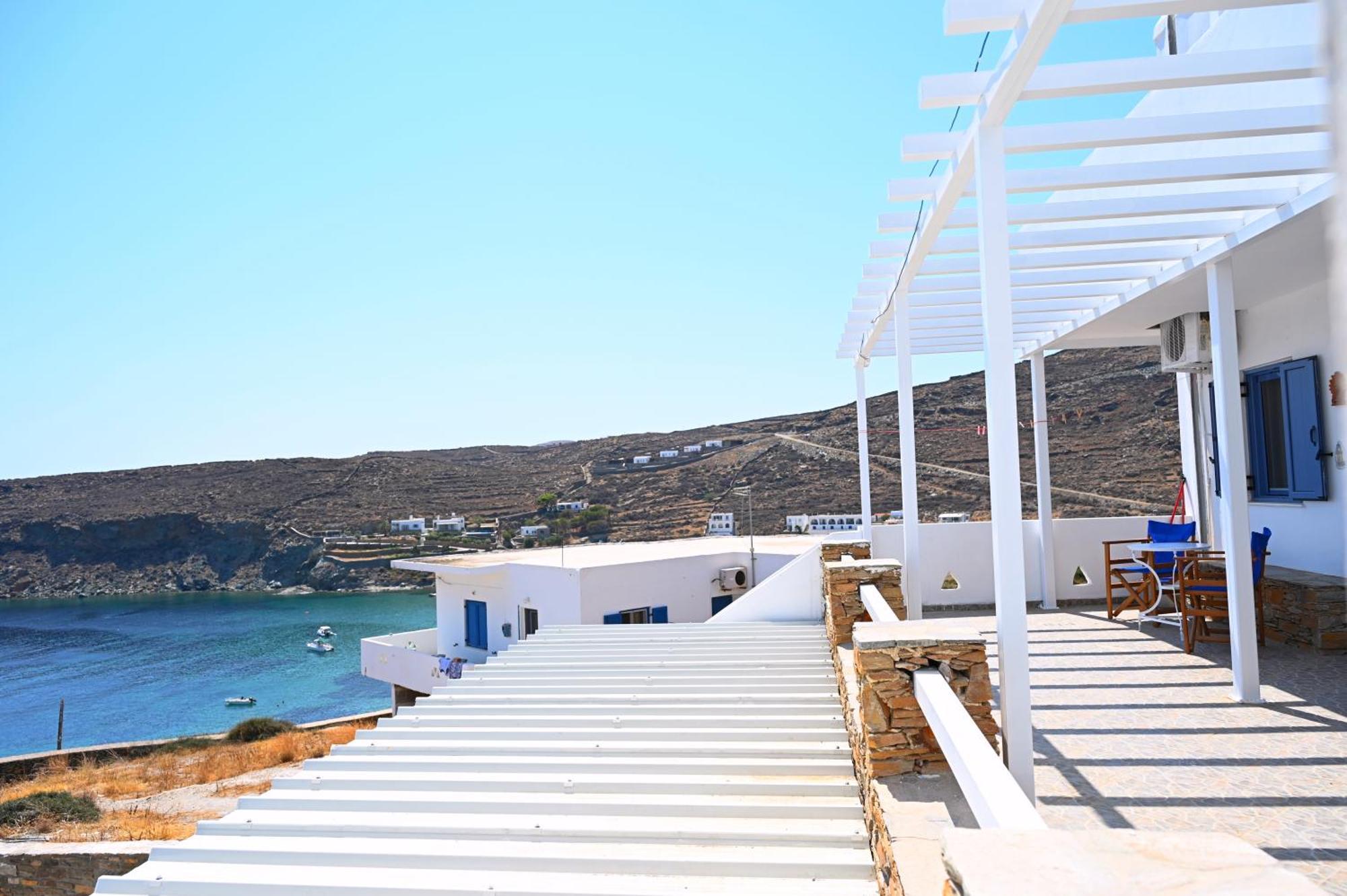 Kanala Oneiro Rooms Kythnos المظهر الخارجي الصورة